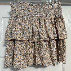 Young Girl’s Floral Ruffle Short Skirt, Size Large, by Wallflower